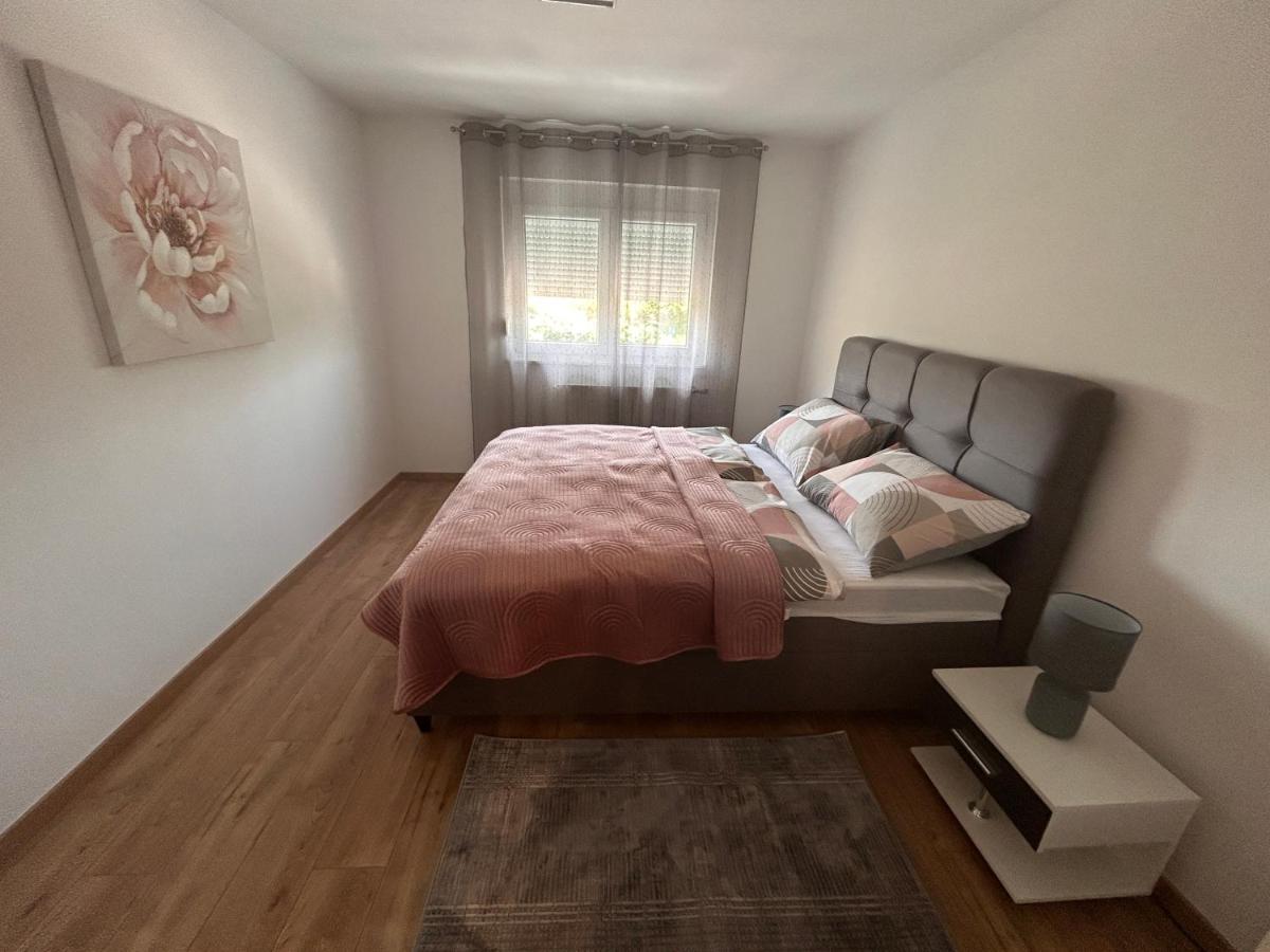 Apartmani Ana&Vesna Karlovac Exterior photo